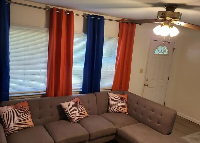 3 Bedrooms 2 Bathrooms, Free Driveway Parking, 2 Min To Ohio State Univrrsity, Ac, Free Wi-fi, Washer And Dryer, Expocenter, Bus Stop, Shuttle, Riverside Methodist Hospital Apartamento *